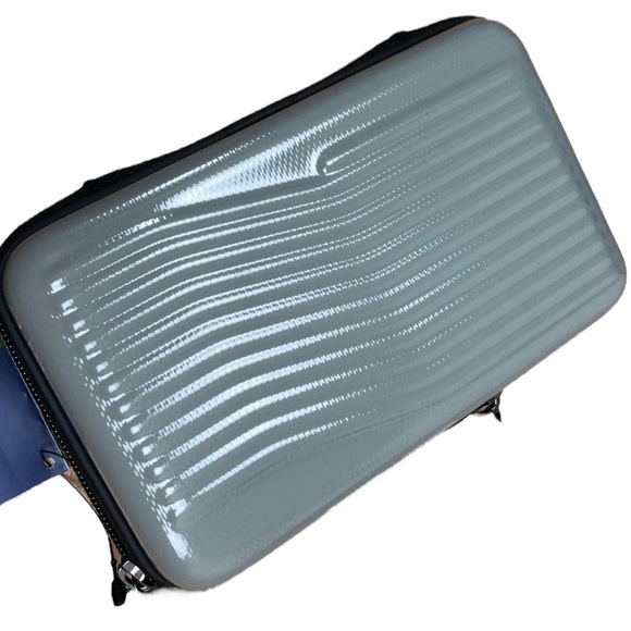 **Free with $25 purchase** Open Story Hardside Mini Case - Picture 6 of 14